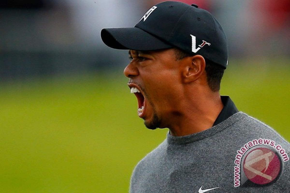 Woods menangi Palmer dan kembali terbaik dunia