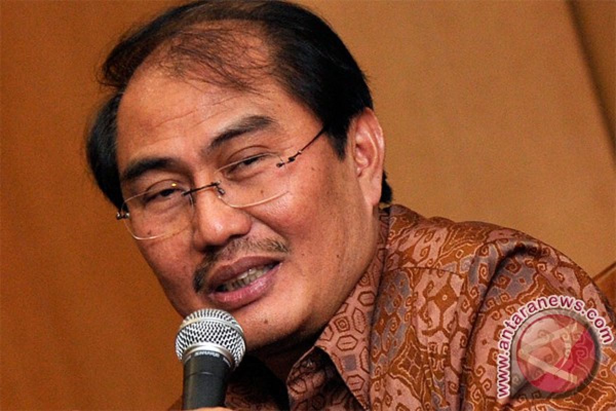 Demokrasi di Indonesia sangat "ngepop"