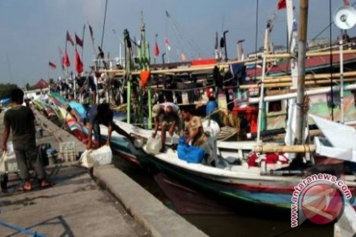 Nelayan Pesisir Timur Kalsel Perlu Pembinaan 