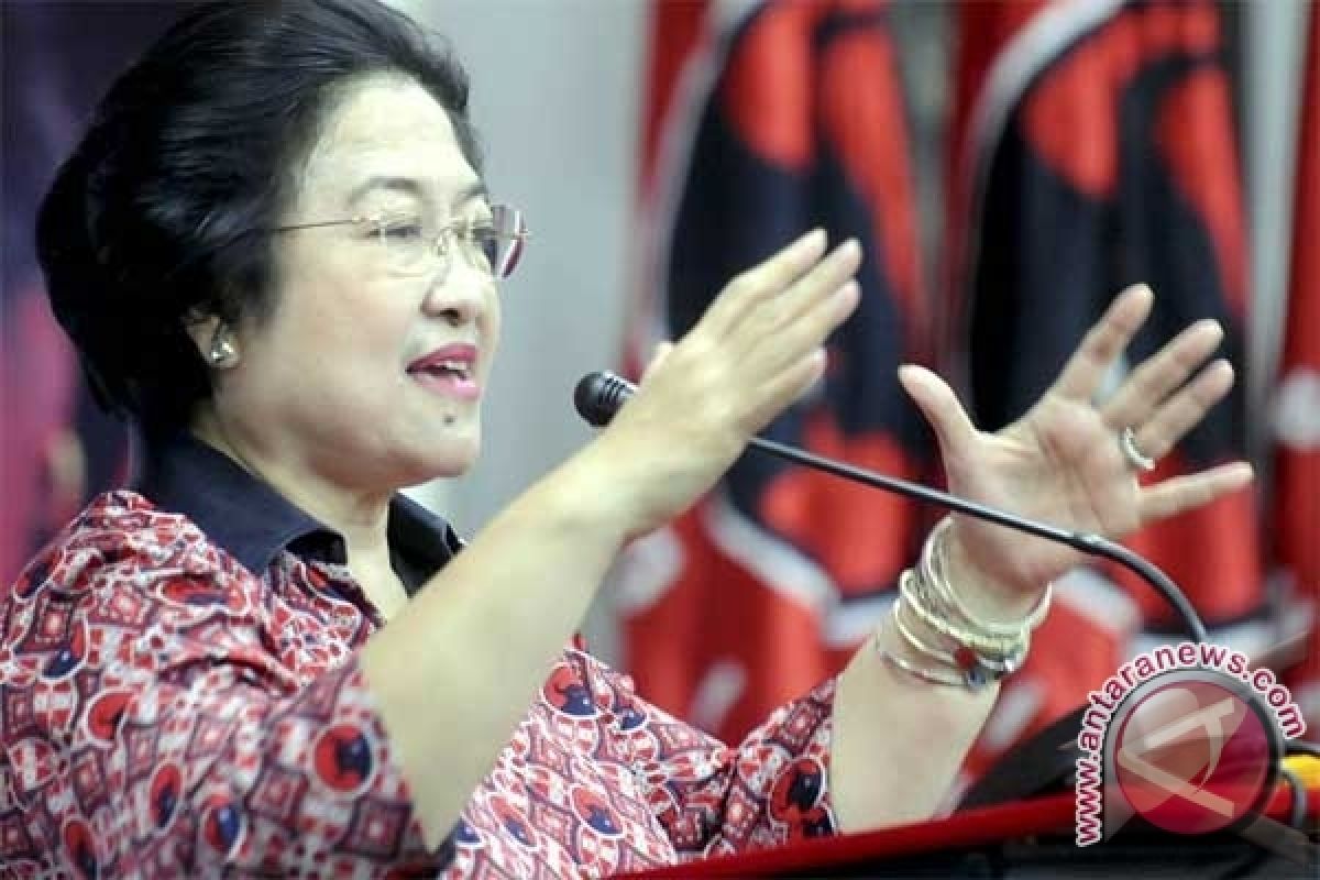 Megawati prihatin konflik TNI-Polri sering terjadi