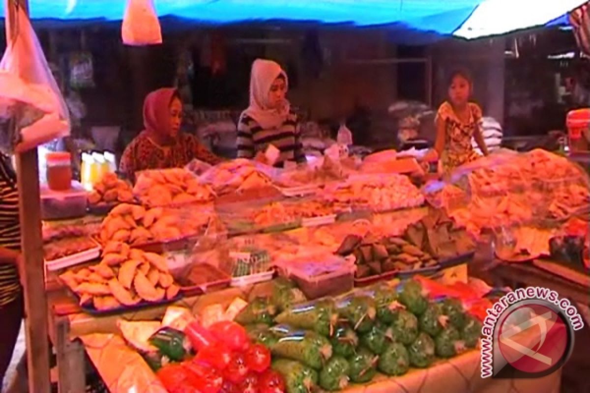 Pedagang Musiman Peroleh Berkah Di Bulan Ramadhan