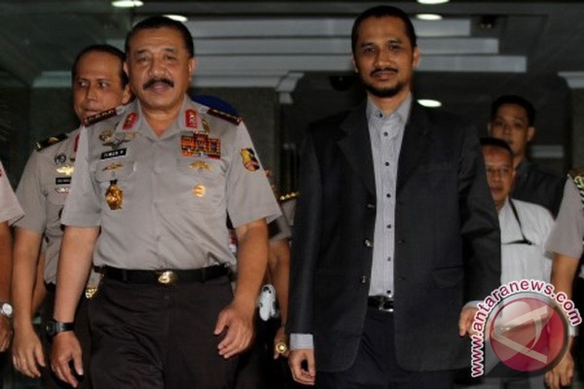 Chiefs of Indonesian anti-graft agency, police meet after dispute