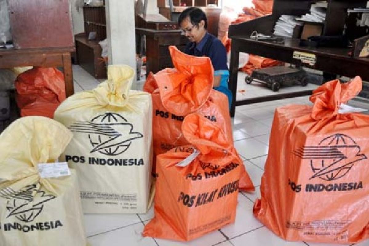 Pos Tetap Bertahan di Era Internet