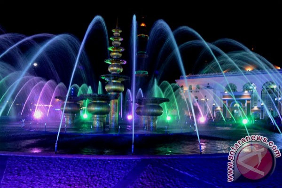 Bundaran Air Mancur Masjid Agung Palembang