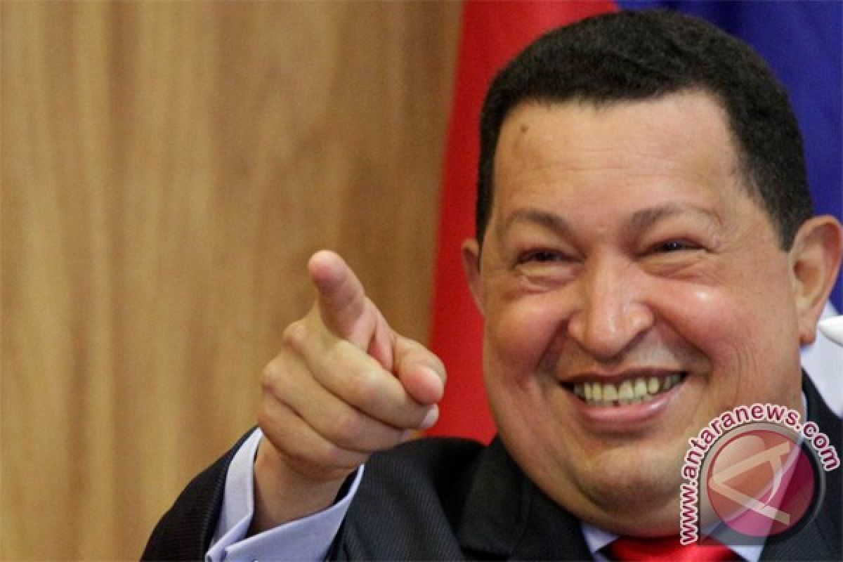 Presiden Hugo Chavez tidak koma pasca operasi