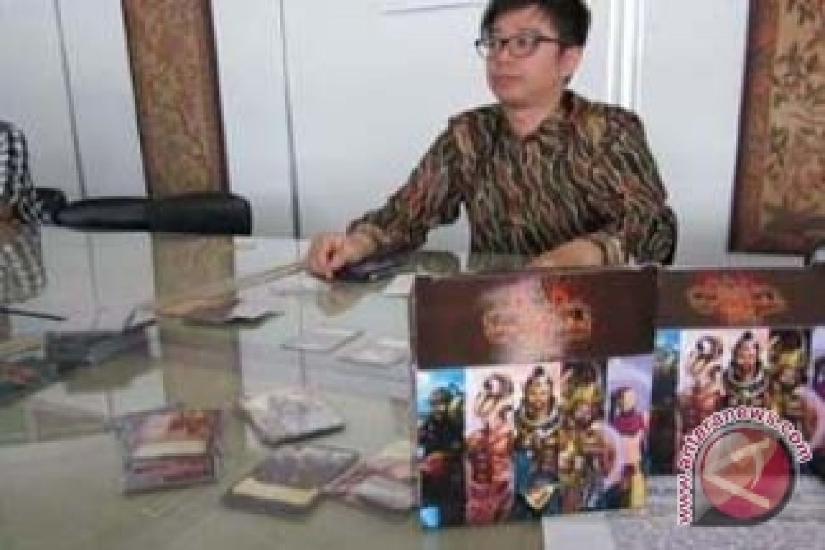 Mahasiswa Petra Ciptakan Kartu Wayang