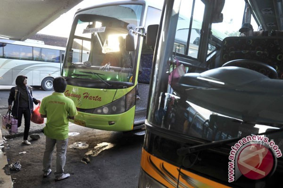 Awak bus AKAP di Purwokerto keluhkan sepi penumpang