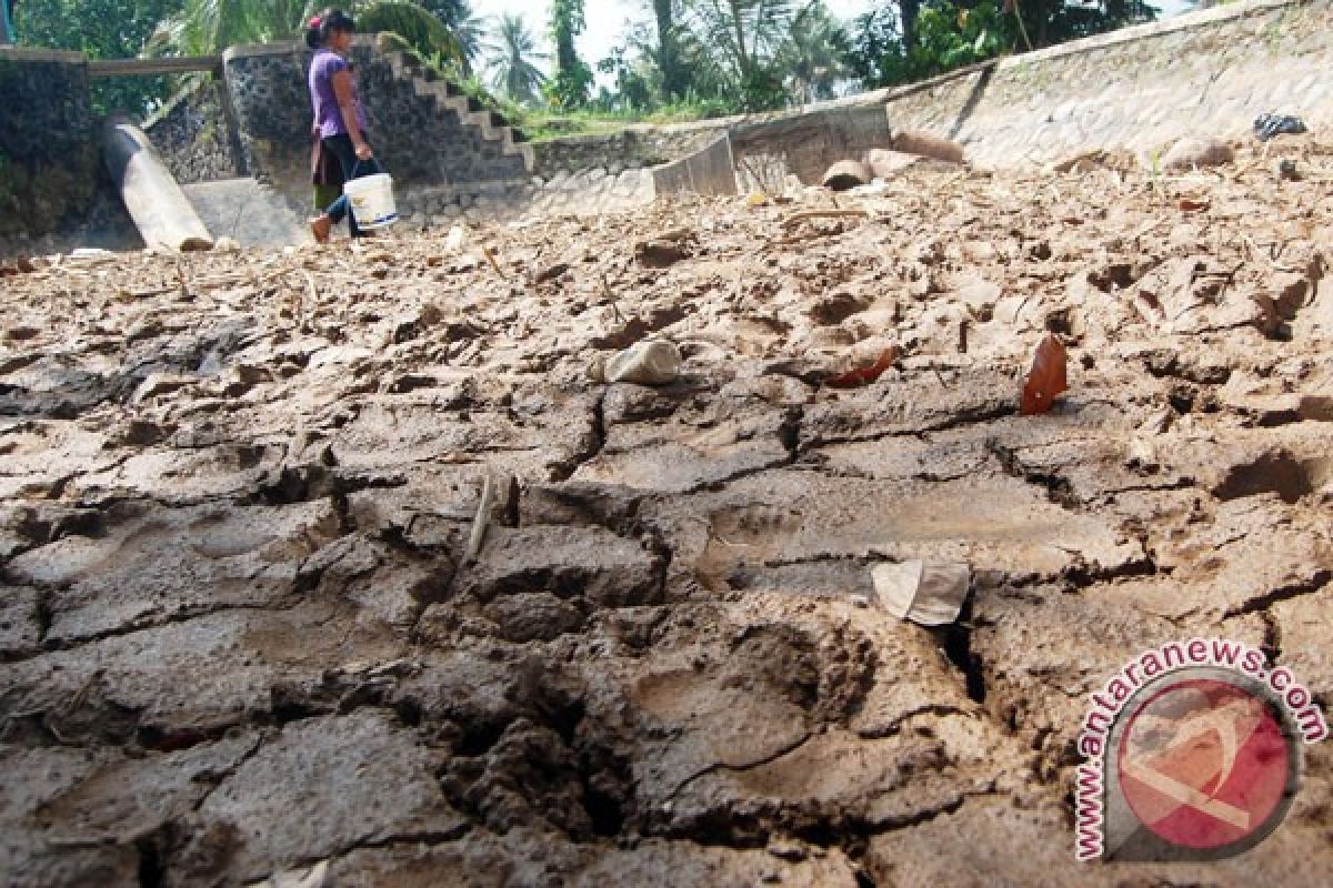 Sungai-sungai kecil di Kalimantan Selatan mengering