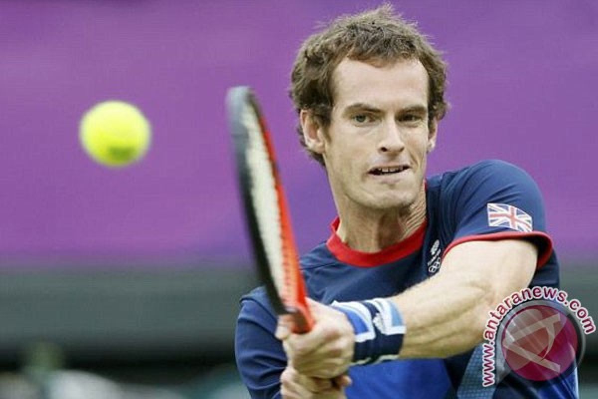 Murray melaju ke putaran ketiga Wimbledon