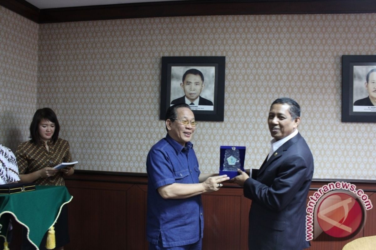 Komisi III DPRD Sulut Bertandang ke Karang Paci 