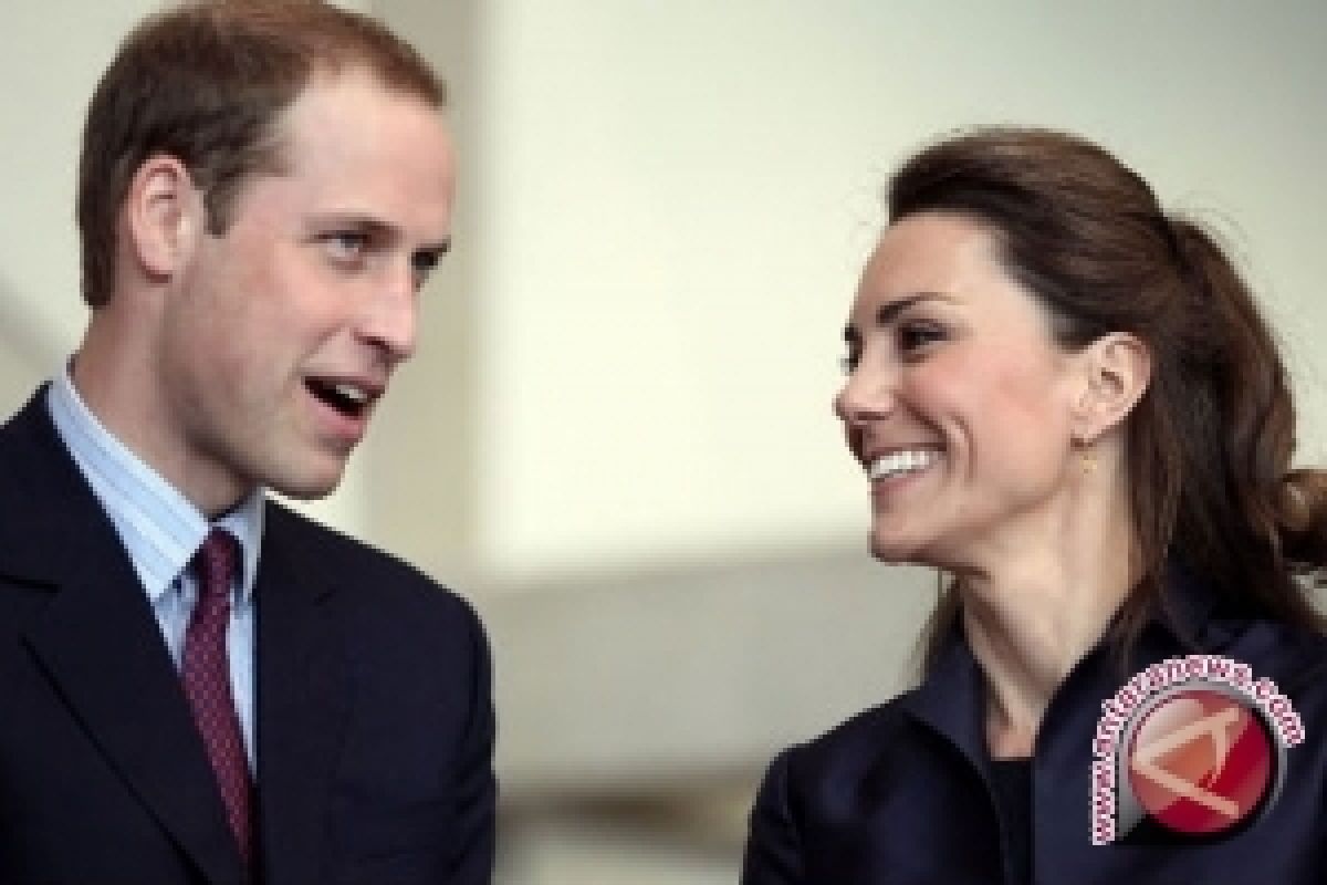 William, Kate Perlihatkan Bayi Mereka Di Depan Umum