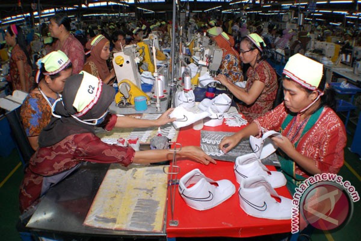 Menperin imbau industri alas kaki tingkatkan pangsa pasar dunia