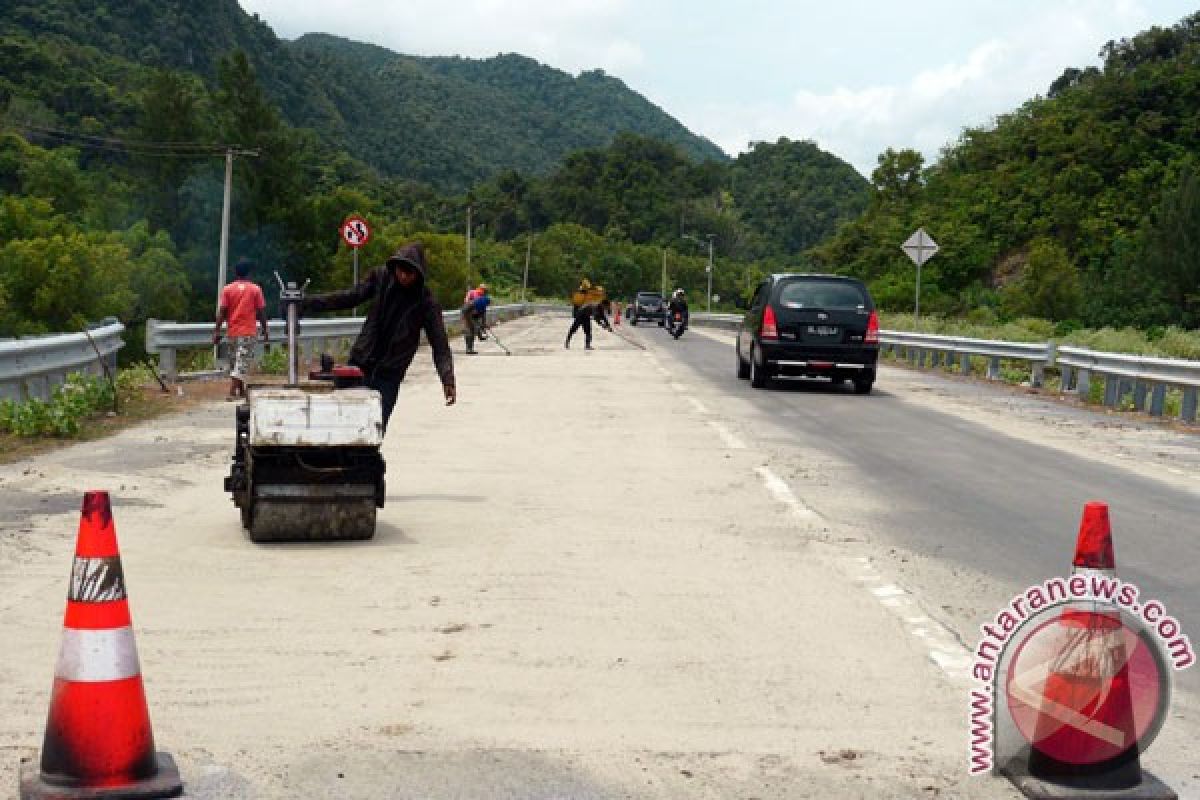 Jalan darat Kalbar-Kalsel dapat ditempuh dalam 32 jam