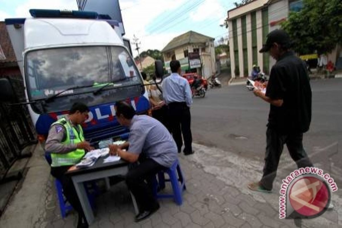 Pelayanan Sim Keliling Normal