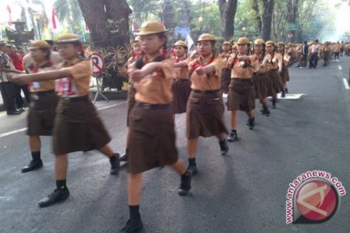 Lomba Gerak Jalan Peringati HUT Pramuka