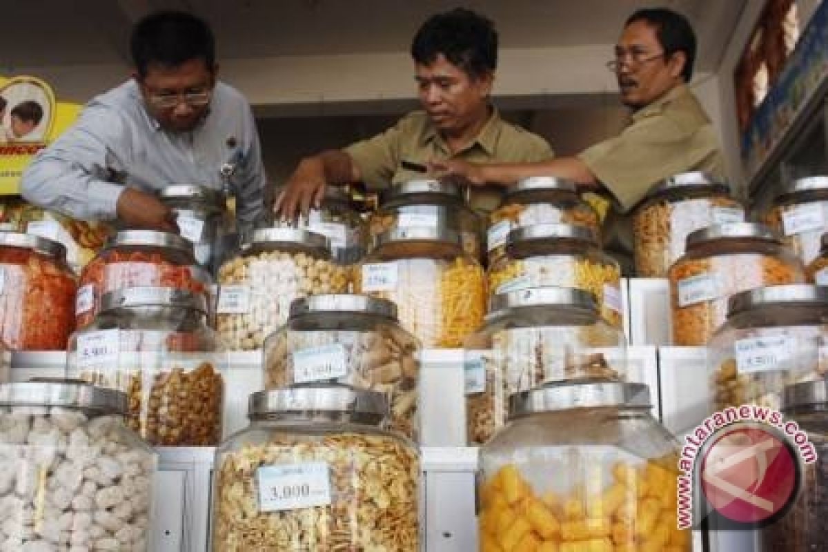 Balai POM Ingatkan Warga Makanan Kandung Boraks