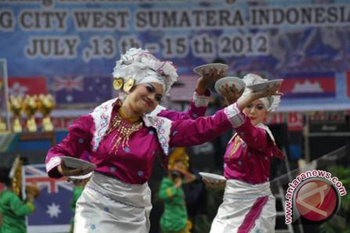 Festival budaya Kalteng lebih hemat dari 2012