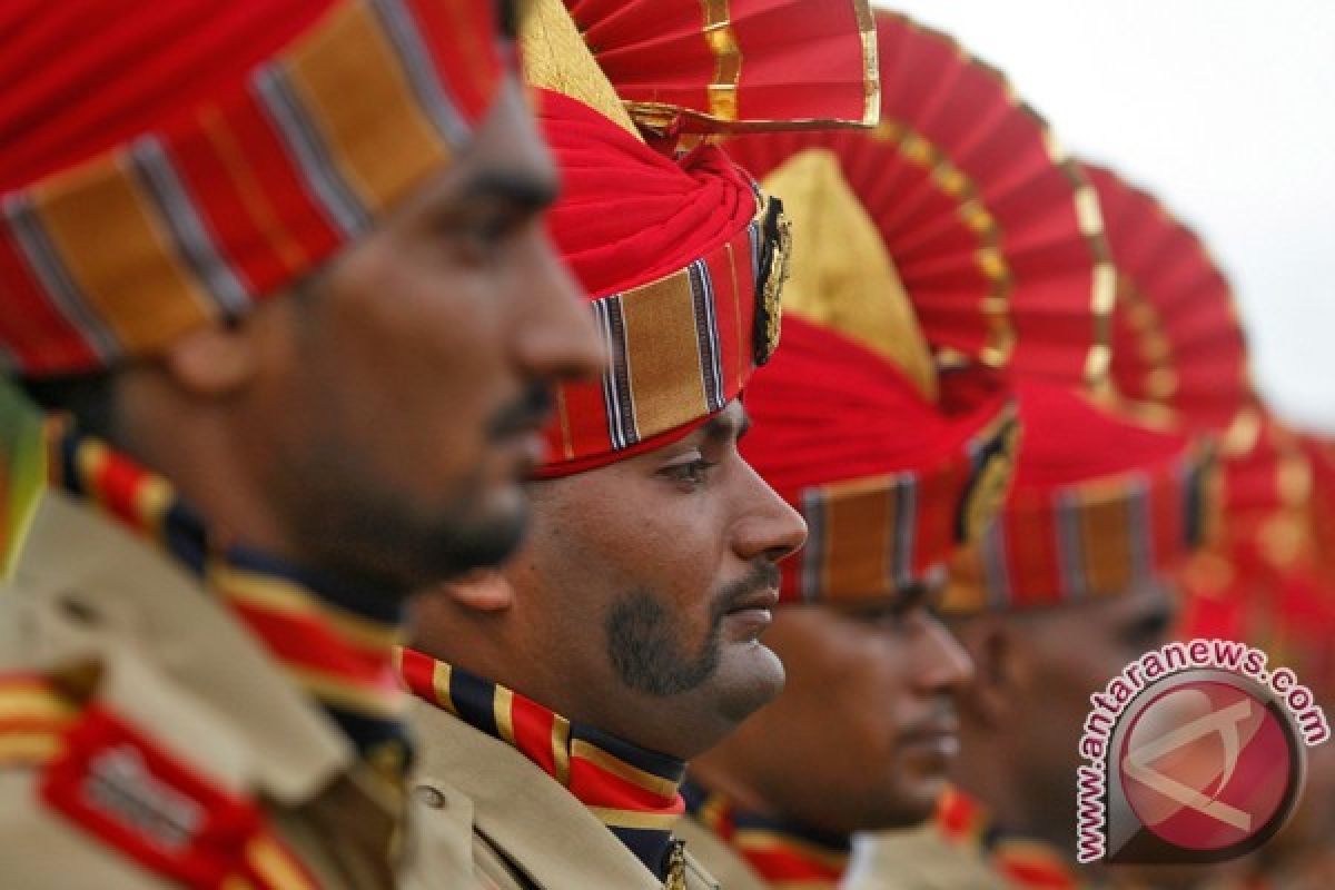 India dilaporkan bangun kekuatan pasukan di perbatasan