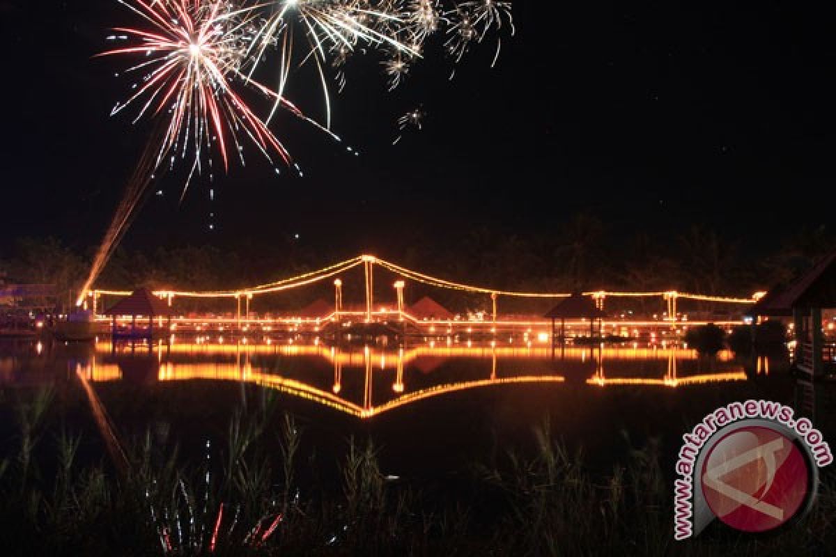 Sejuta lampu botol meriahkan tradisi 