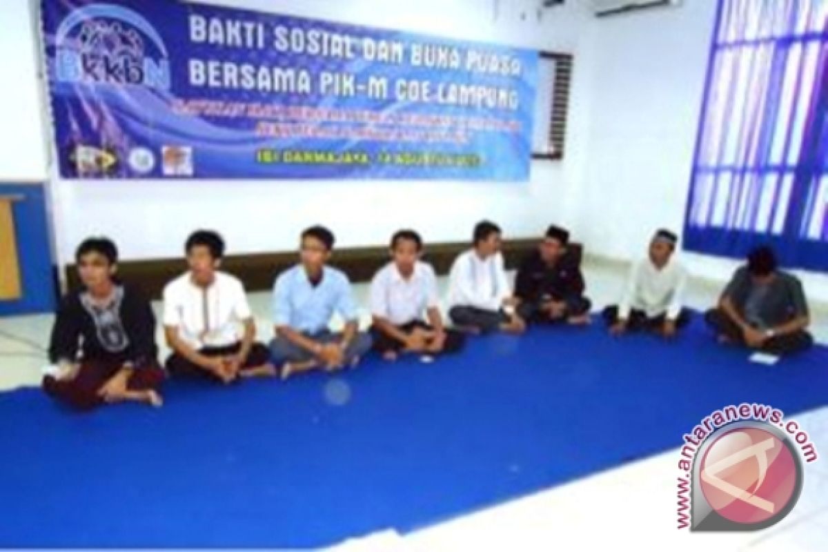  PIK-M COE Lampung Gelar Bakti Sosial