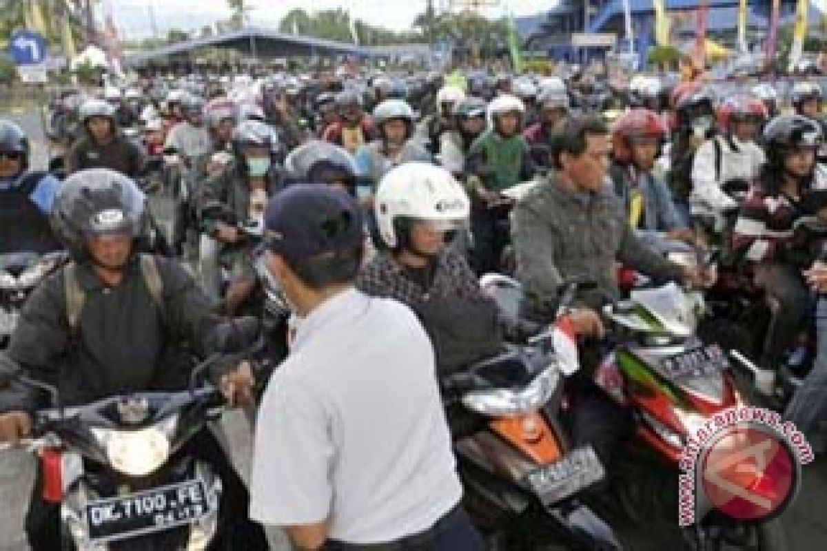 ASDP Gilimanuk Siapkan Tujuh Loket Sepeda Motor