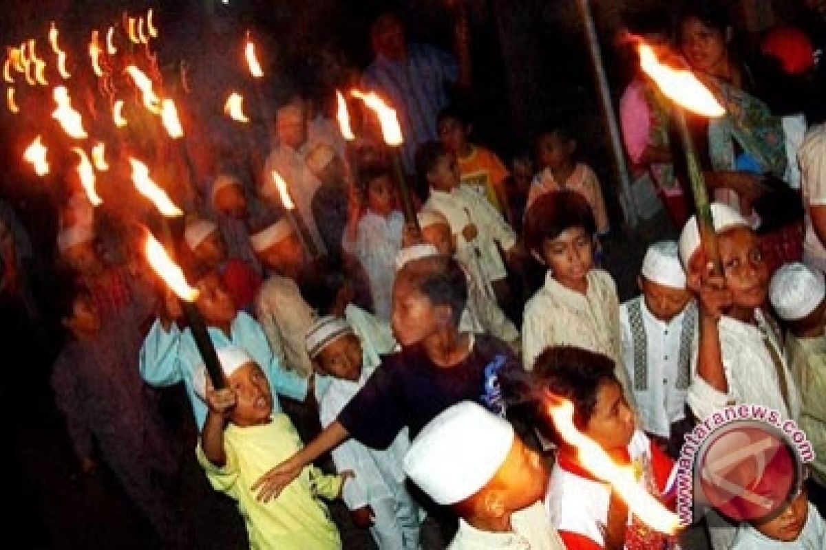 Lebaran 2016 - Adikarto Manunggal gelar takbir keliling promosi wisata