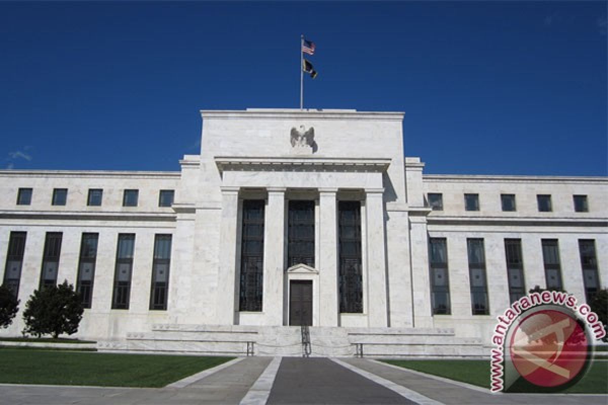 Dolar AS melemah tertekan pernyataan Federal Reserve