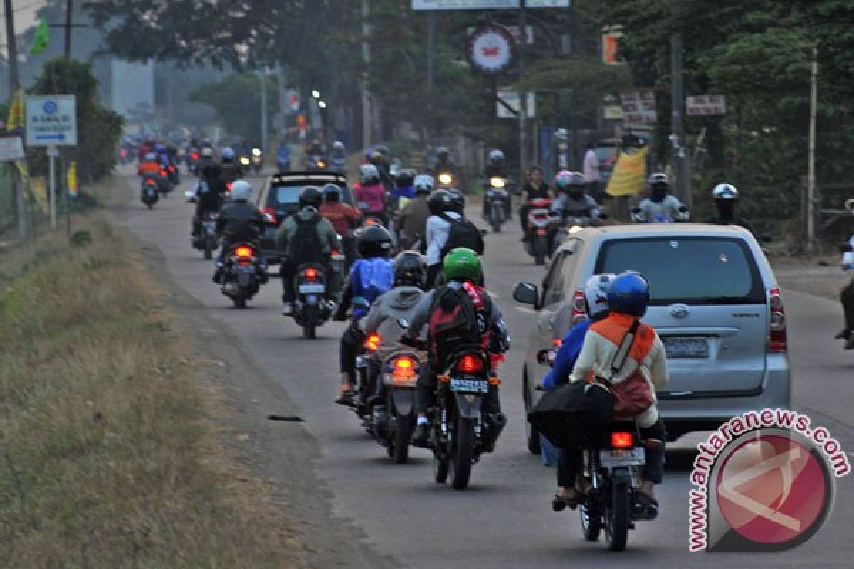 Lalu lintas Kalimalang-Cawang ramai lancar