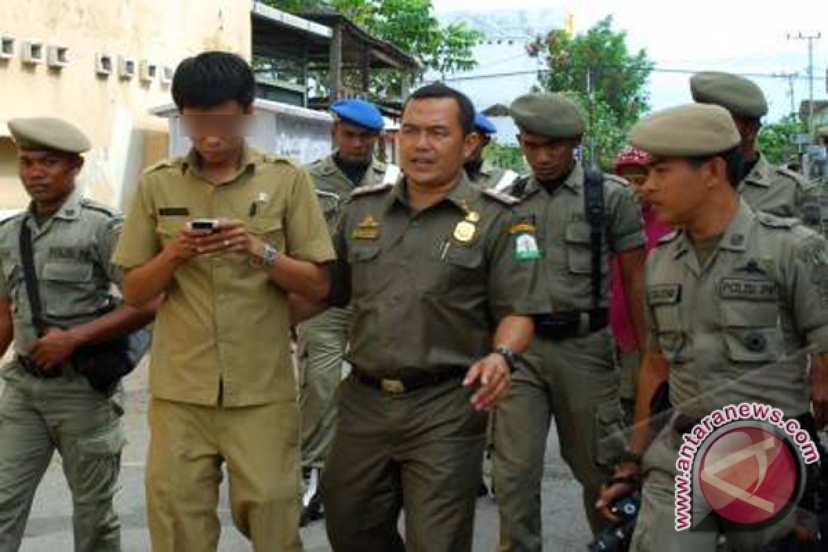 Tanah Bumbu Karantina PNS Melanggar Disiplin Kerja