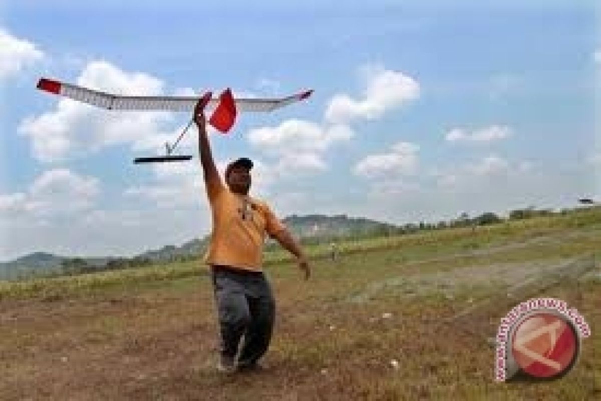 Cabang aero modeling lebih awal ke Riau