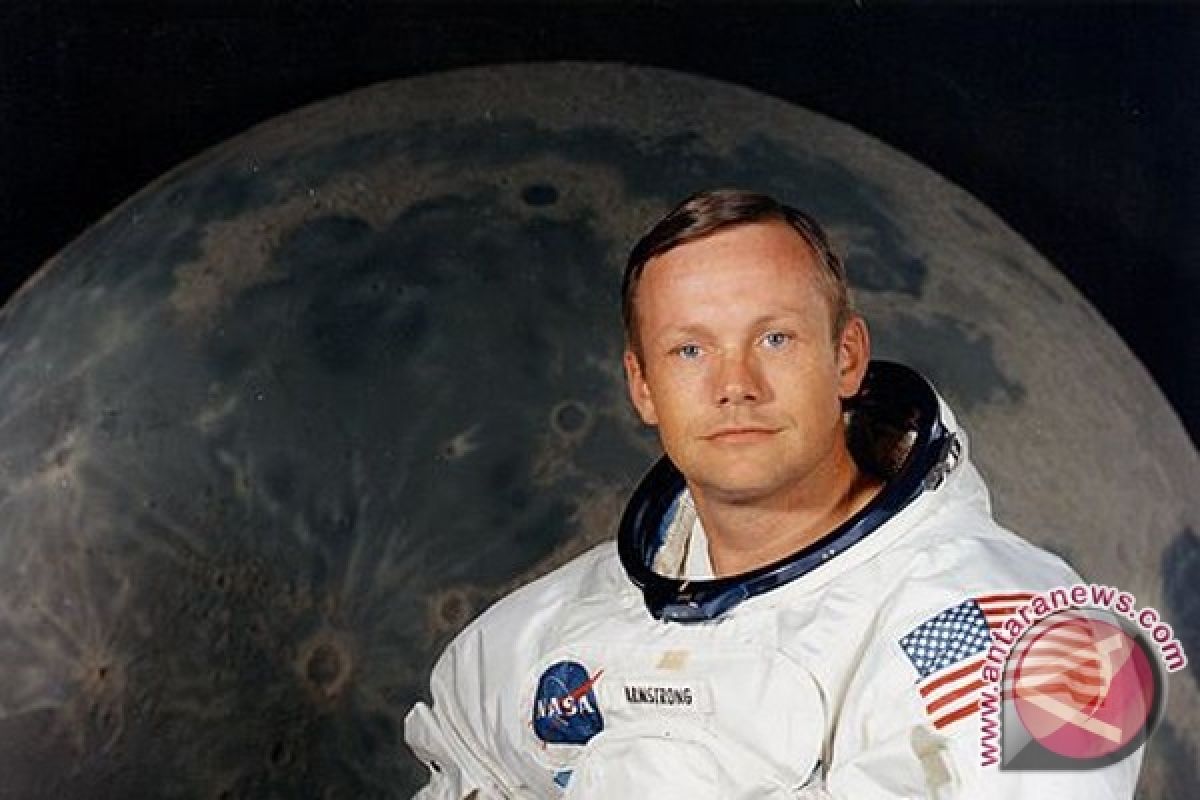 Sang Astronot Neil Armstrong Meninggal Dunia