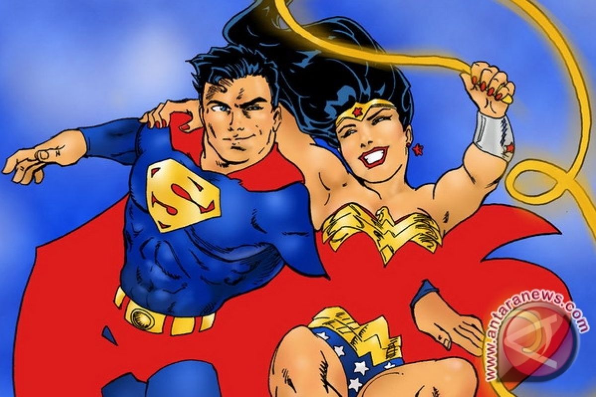 Superman - Wonder Woman Dipersatukan Sebagai Pasangan