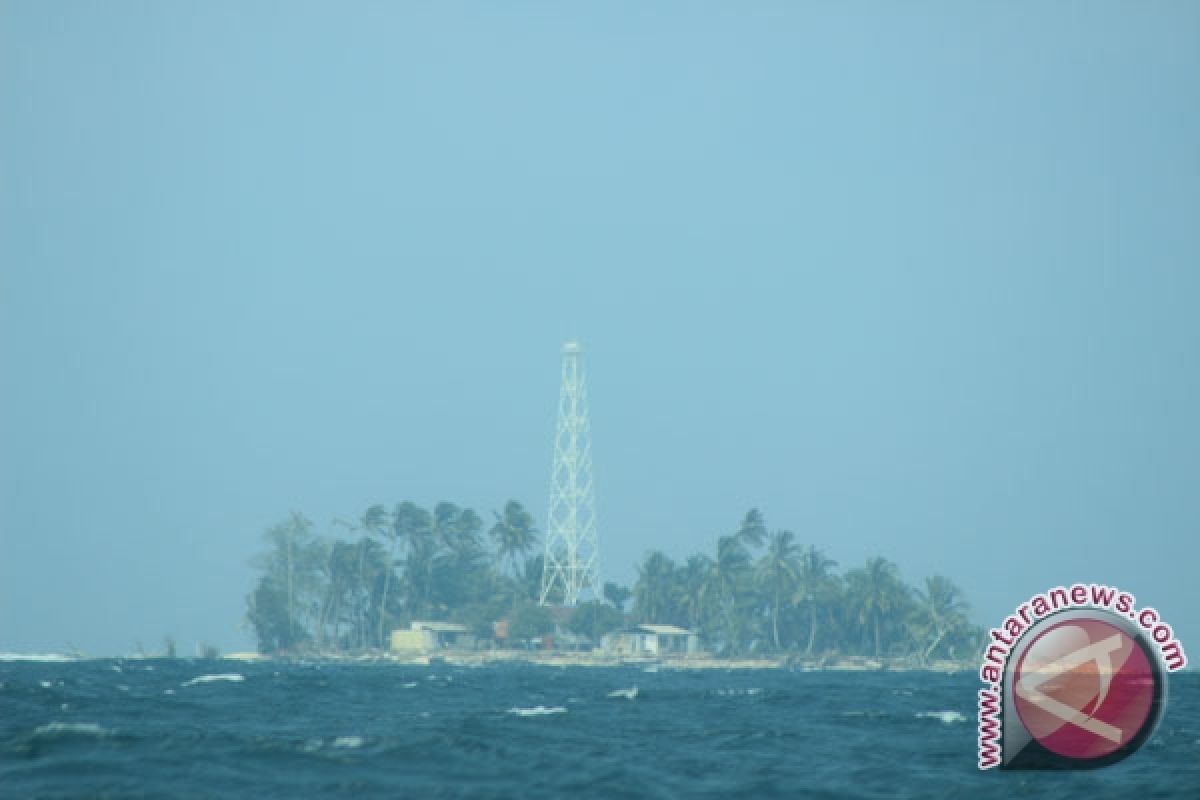 Pulau Tikus Bengkulu tertutup kabut asap