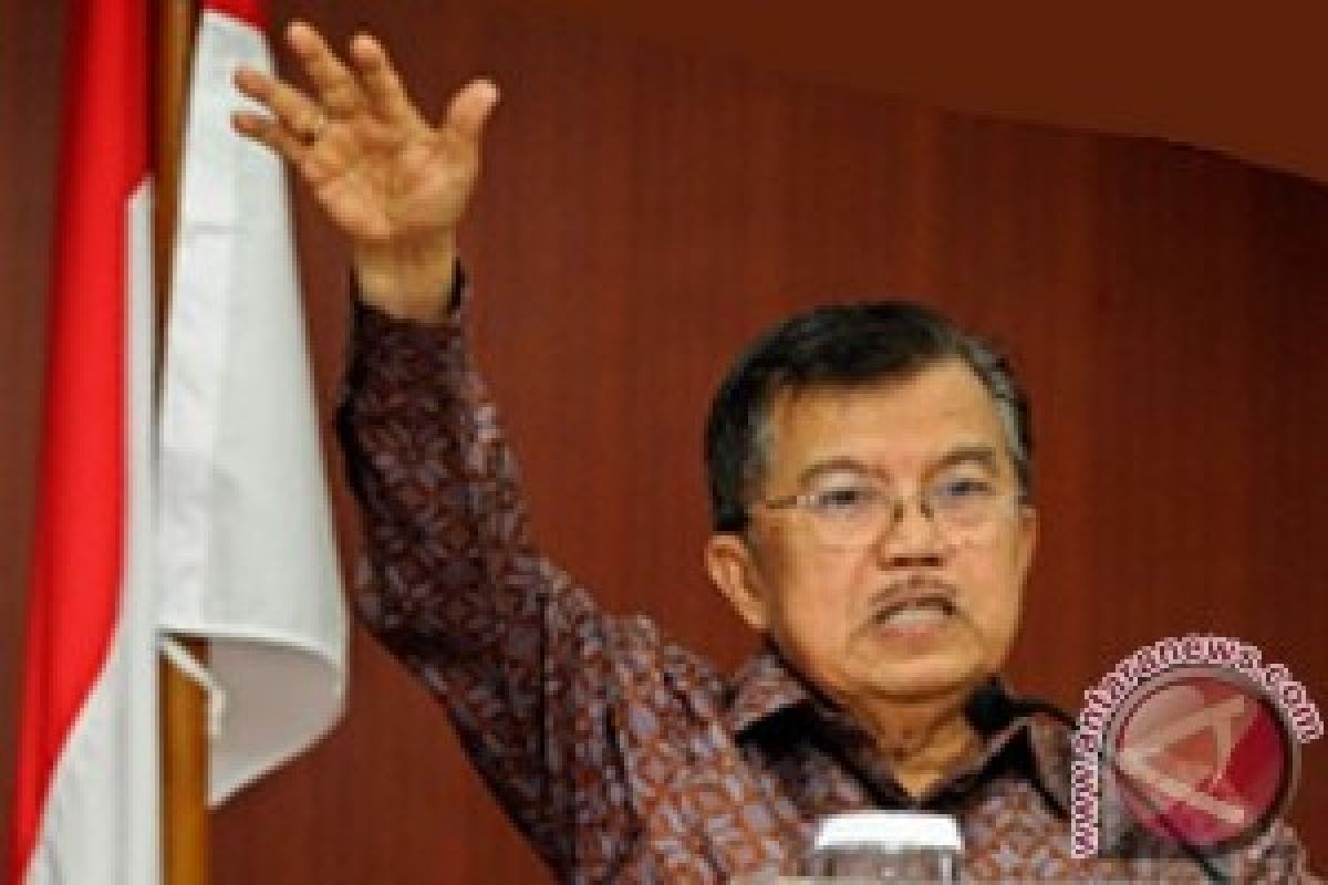 Golkar Lets Kalla Use Other Party