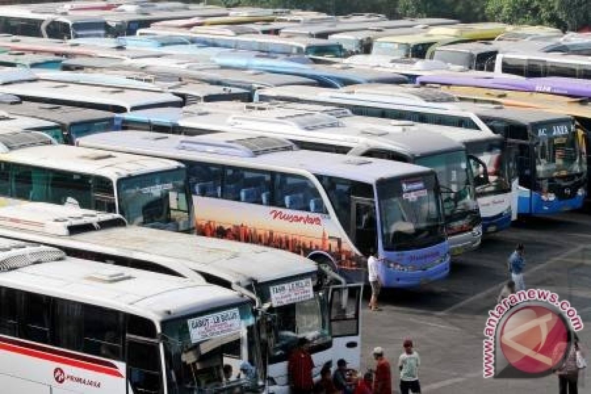 Polisi Tertibkan Angkutan Penumpang Langgar Trayek 