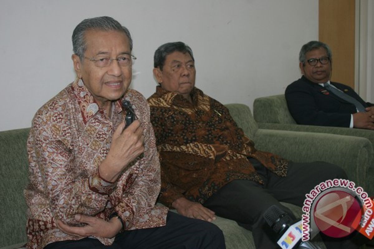 Mahathir Muhammad kukuh bakal terapkan SST