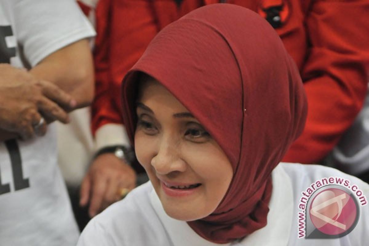 Rustriningsih resmi dukung Prabowo-Hatta