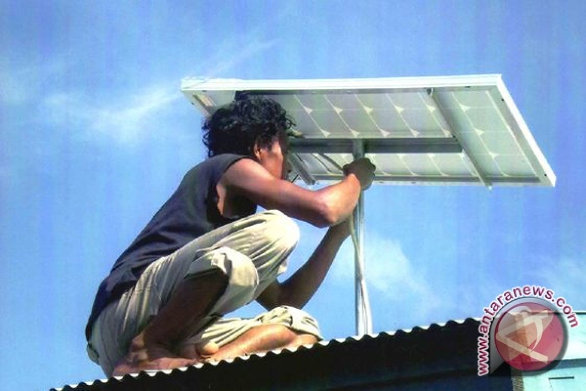 Kotabaru Saving Street Light with Solar Power