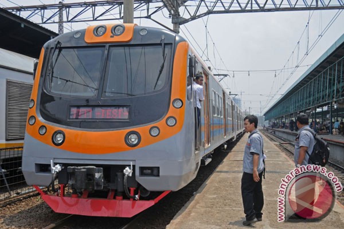 PT KAI tambah KRL tambahan Tahun Baru 