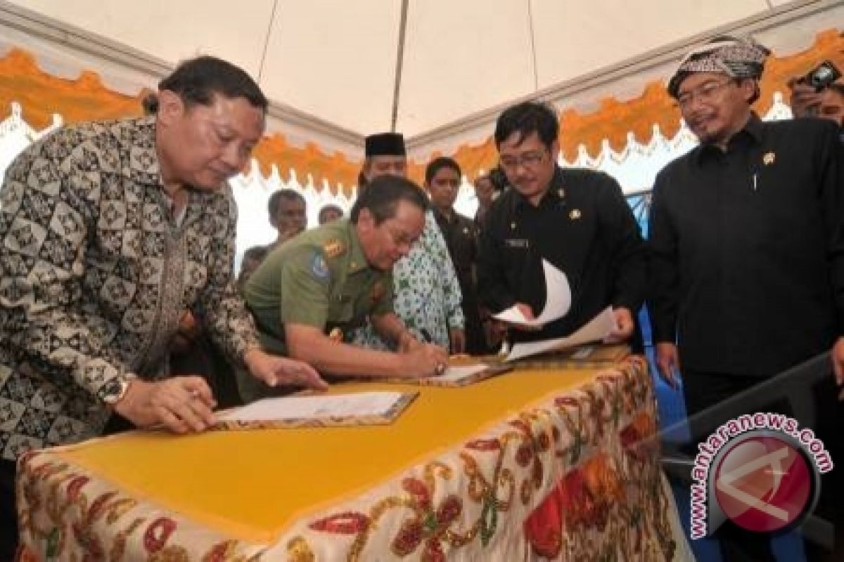 Pabrik Pakan Ternak Sulteng Terkendala Bahan Baku