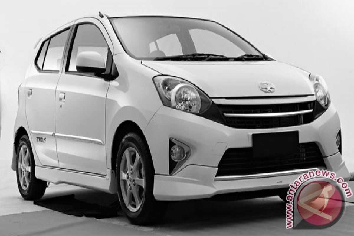 Agya dongkrak penjulan segmen compact car Toyota