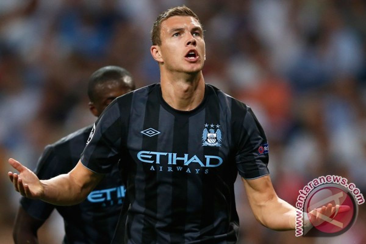 Dzeko dipinjam Roma dari City selama setahun