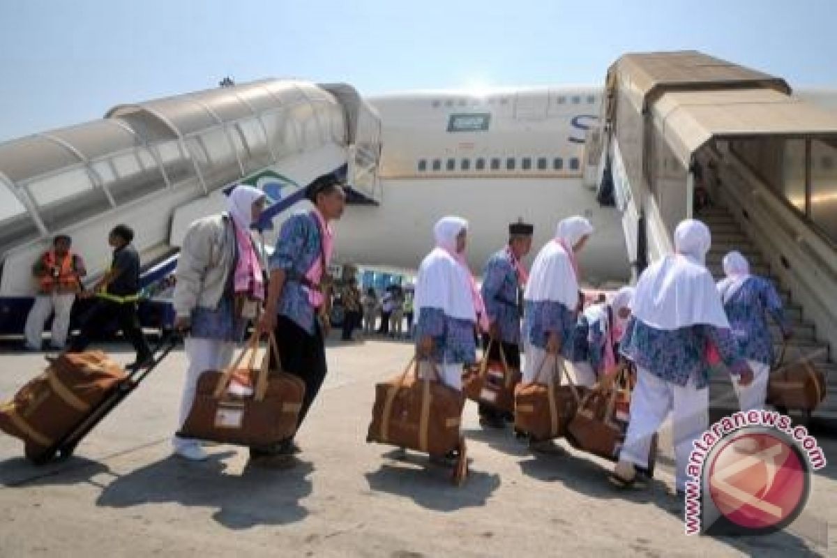 Dua Calon Haji Banjarbaru Tunda Keberangkatan 