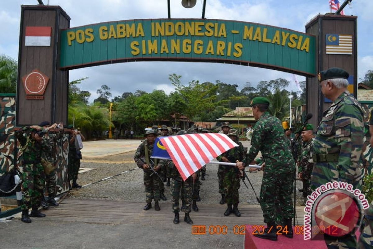 TNI-TDM Patroli Gabungan Patok Perbatasan