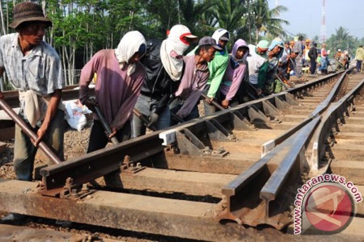 Kroya-Kutoarjo double rail track to be built in 2013