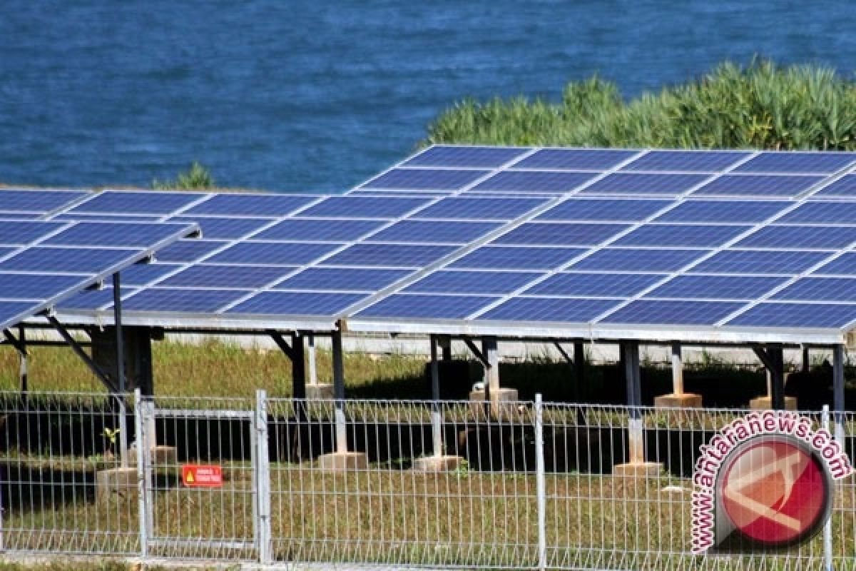 Mahasiswa ITS Ciptakan "Smart Solar Panel"