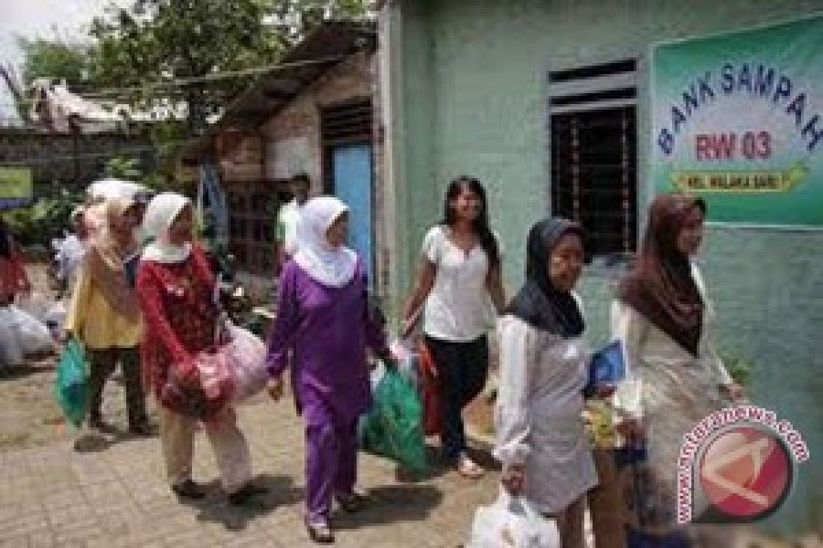 Sampah (Bisa) Dikelola melalui "Bank"