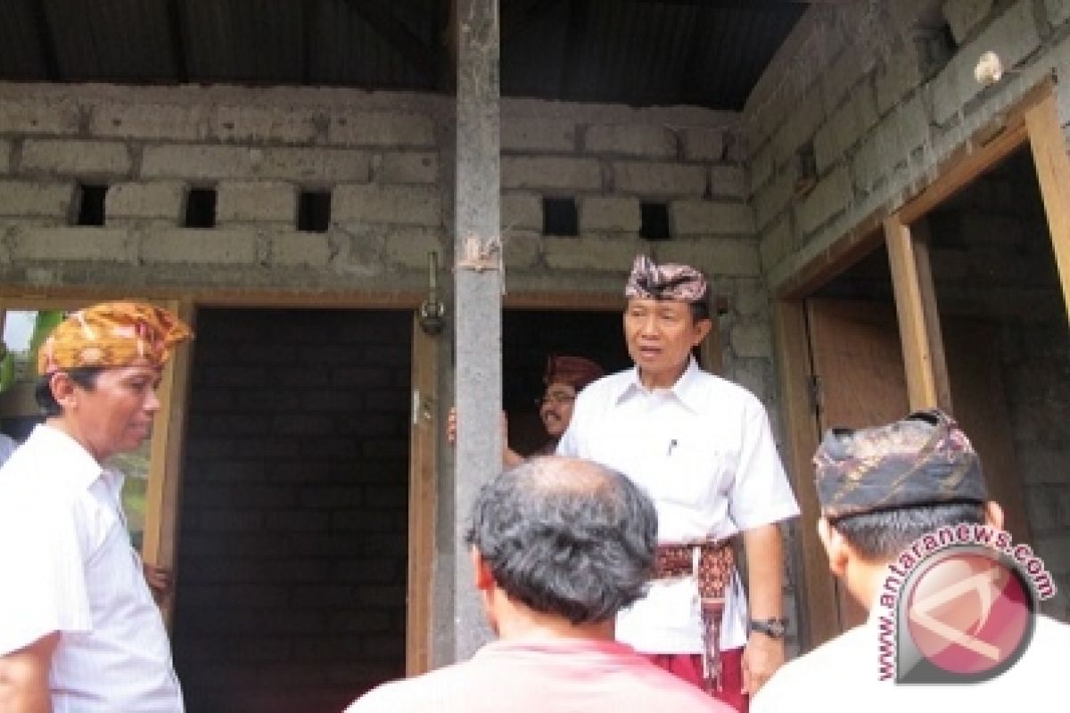 Pemprov Bali Gandeng Swasta Bantu Bedah Rumah
