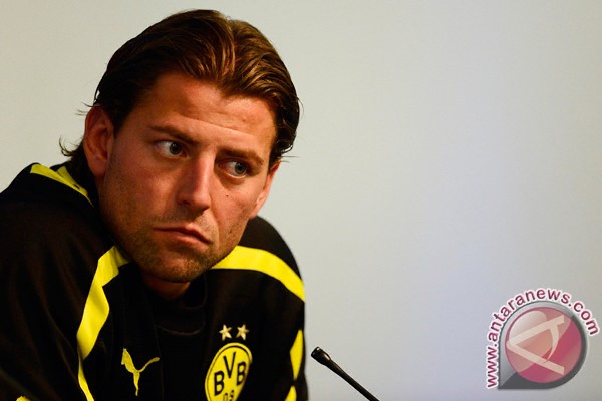 Roman selamatkan Dortmund dari kekalahan
