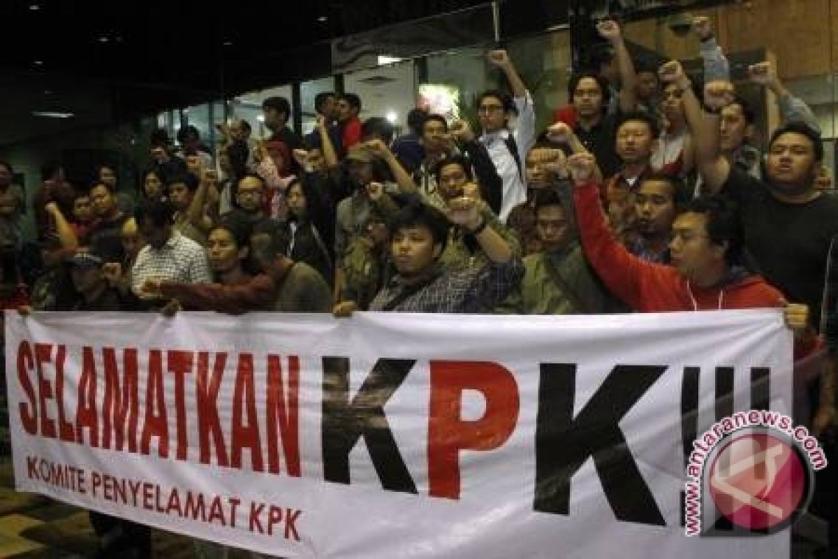 Seskab: Tidak ada Pembiaran Presiden Soal KPK-Polri